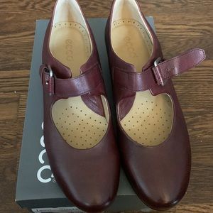 Ecco women’s shoes
